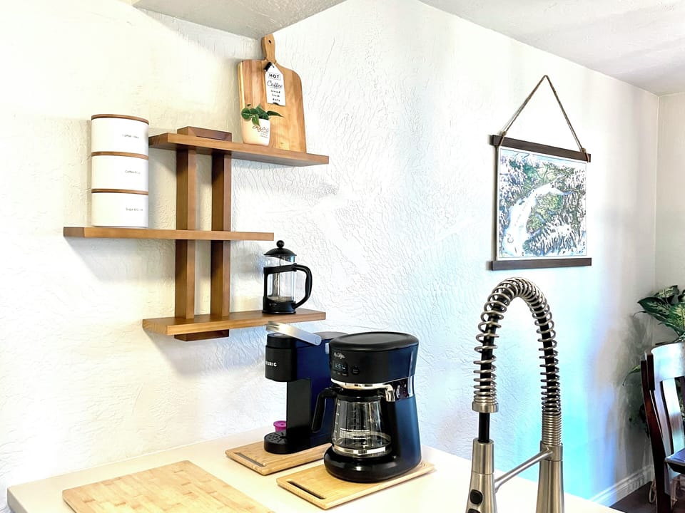 "What an absolute pleasure to be able to feel like a home away from home."-Lindy