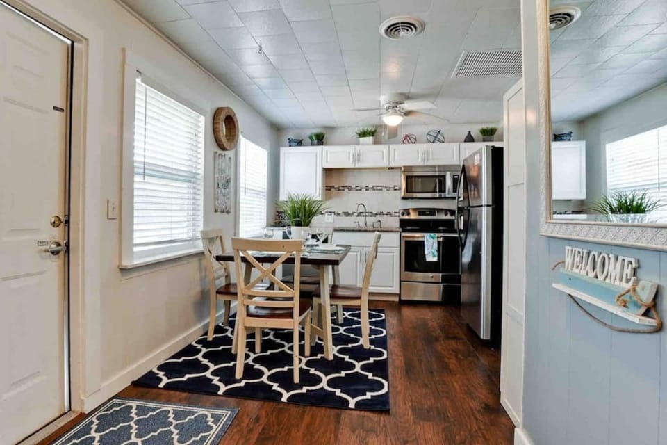 Attractive new furnishings throughout