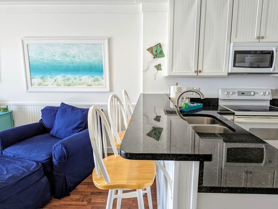 Kitchen bar with extra seating
