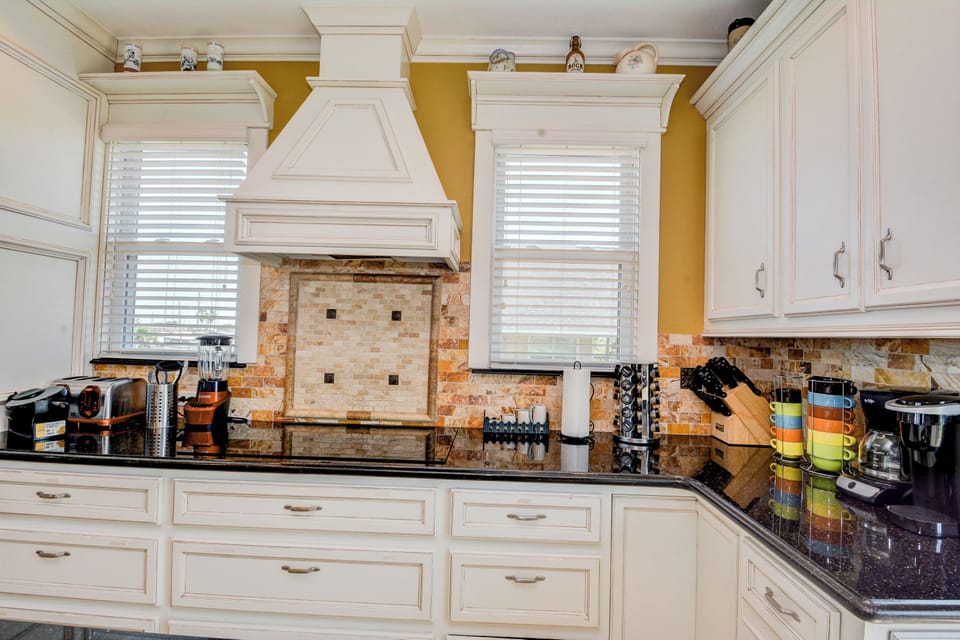 Kitchen view 6