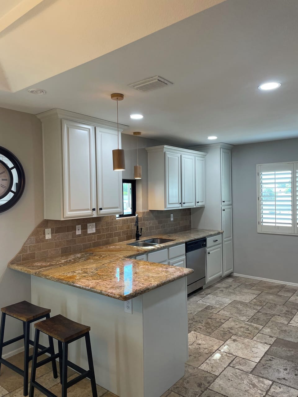Open Kitchen-Modern Stainless Steel Appliances
