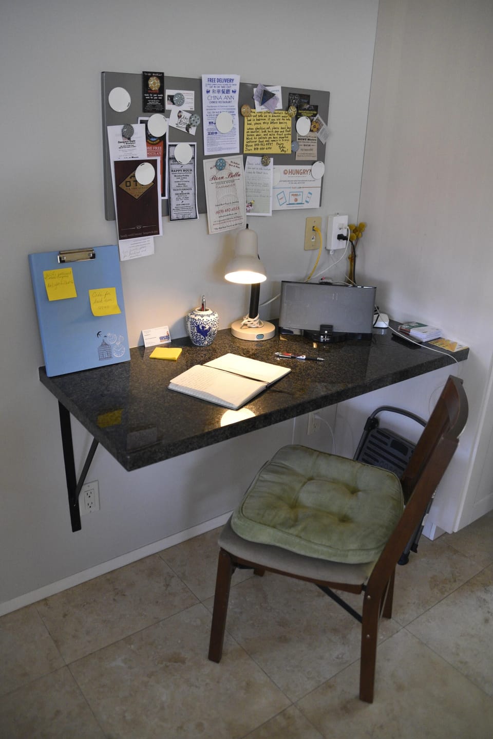 Writing desk with WIFI, restaurant, transit info etc