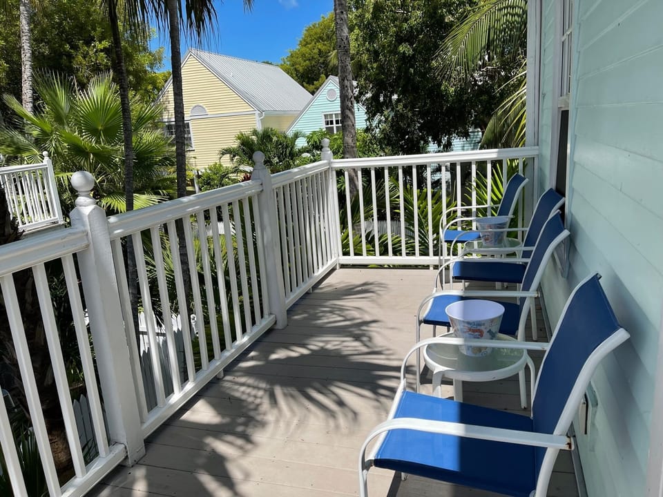 Second private balcony.