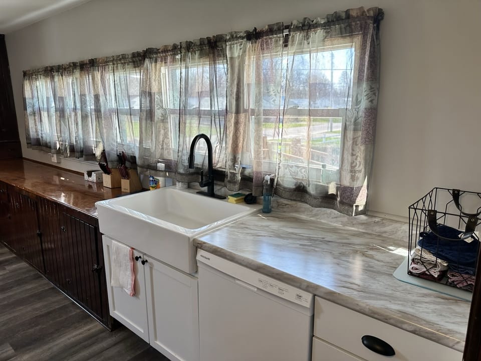 Kitchen Sink Dishwasher