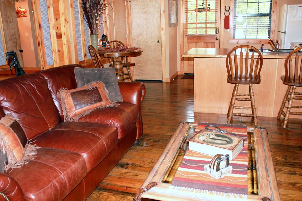 Lots of accent decor in the Wild Rose Cabin. Makes is very special & unique.