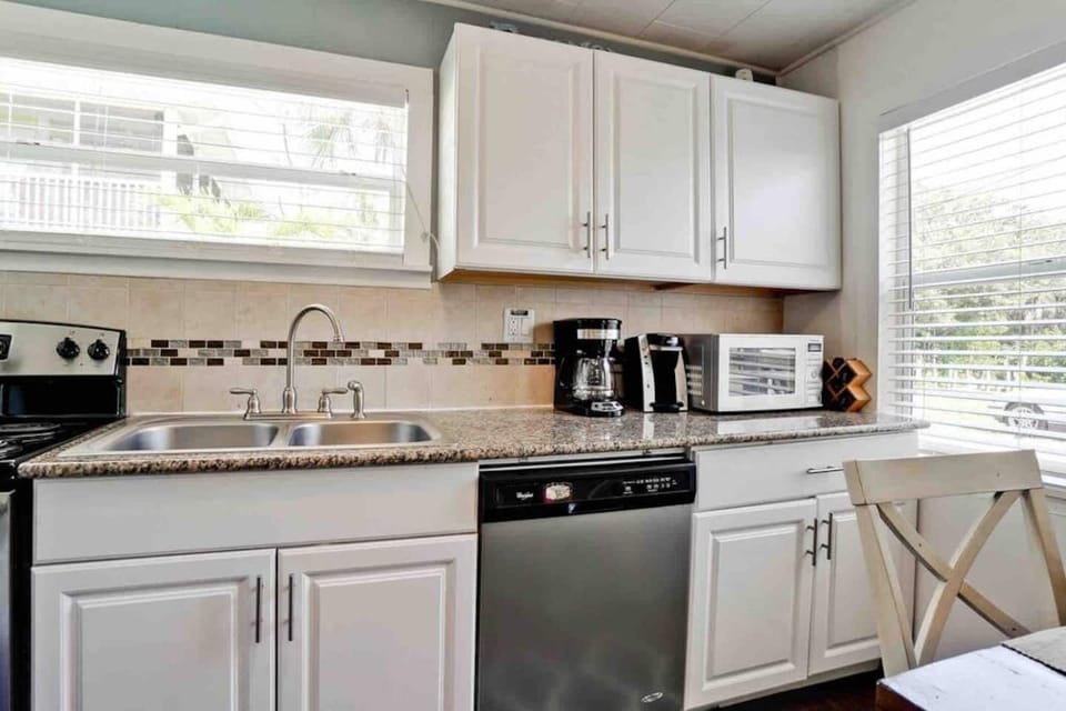 Enjoy family meals at your beach home or hit the area's delicious restaurant options