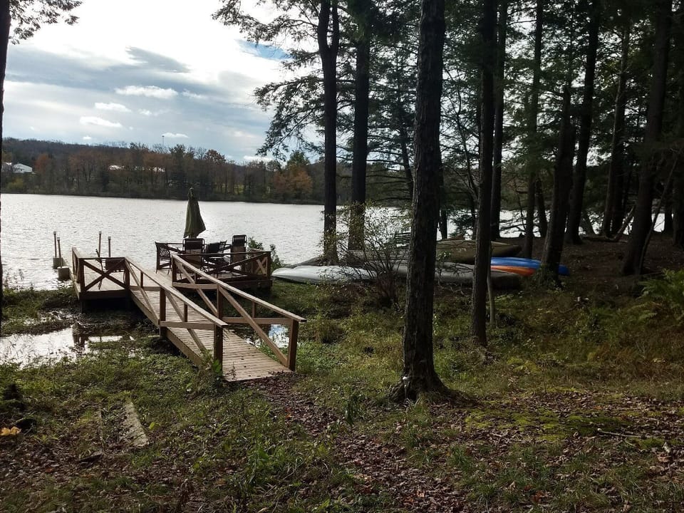 Dock and watercraft