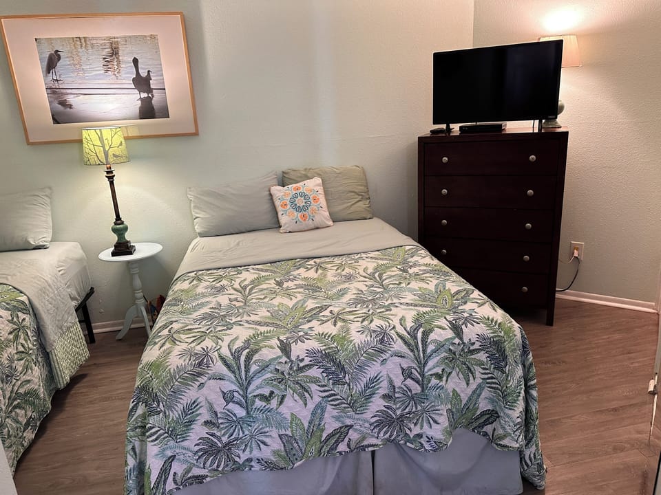 Second bedroom