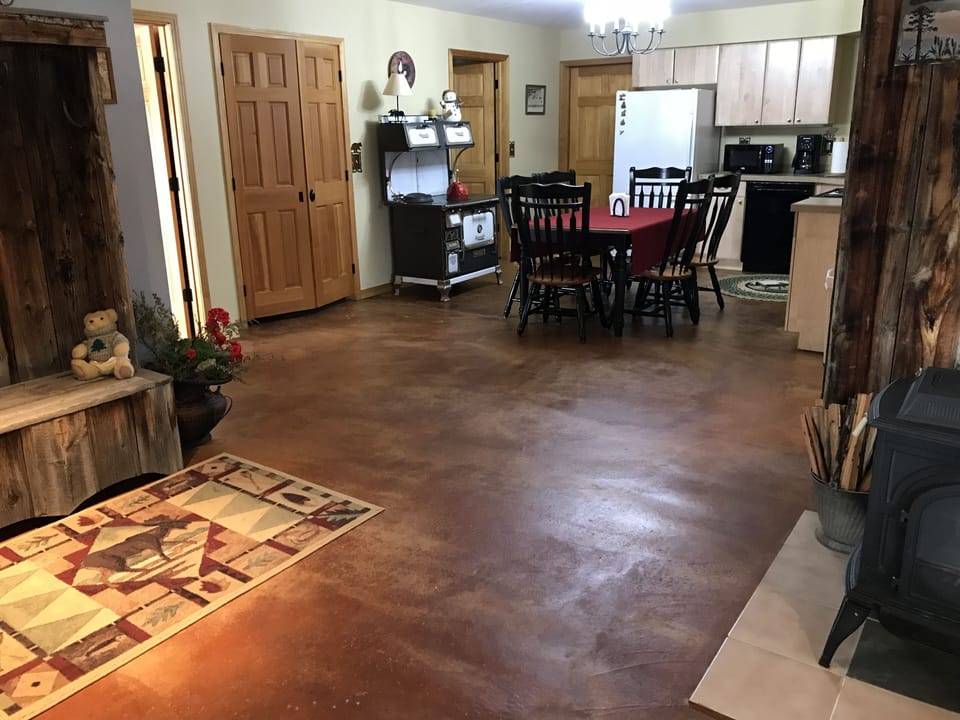 Welcome Home - looking towards kitchen from front door