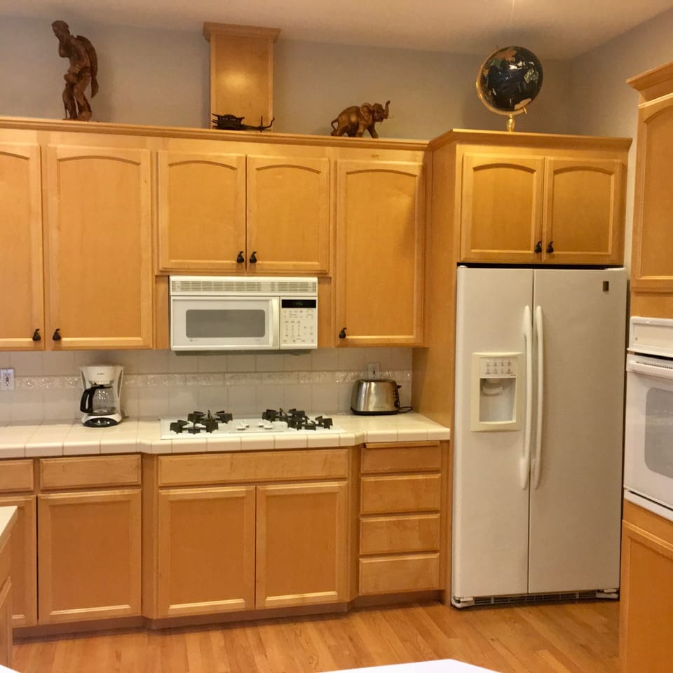 Fully equipped kitchen