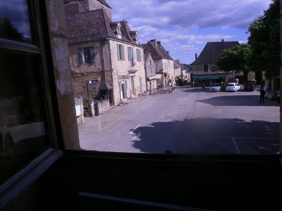 DOMME, bastide in the center of the golden triangle<br><br><br> Apartment in Occitanie