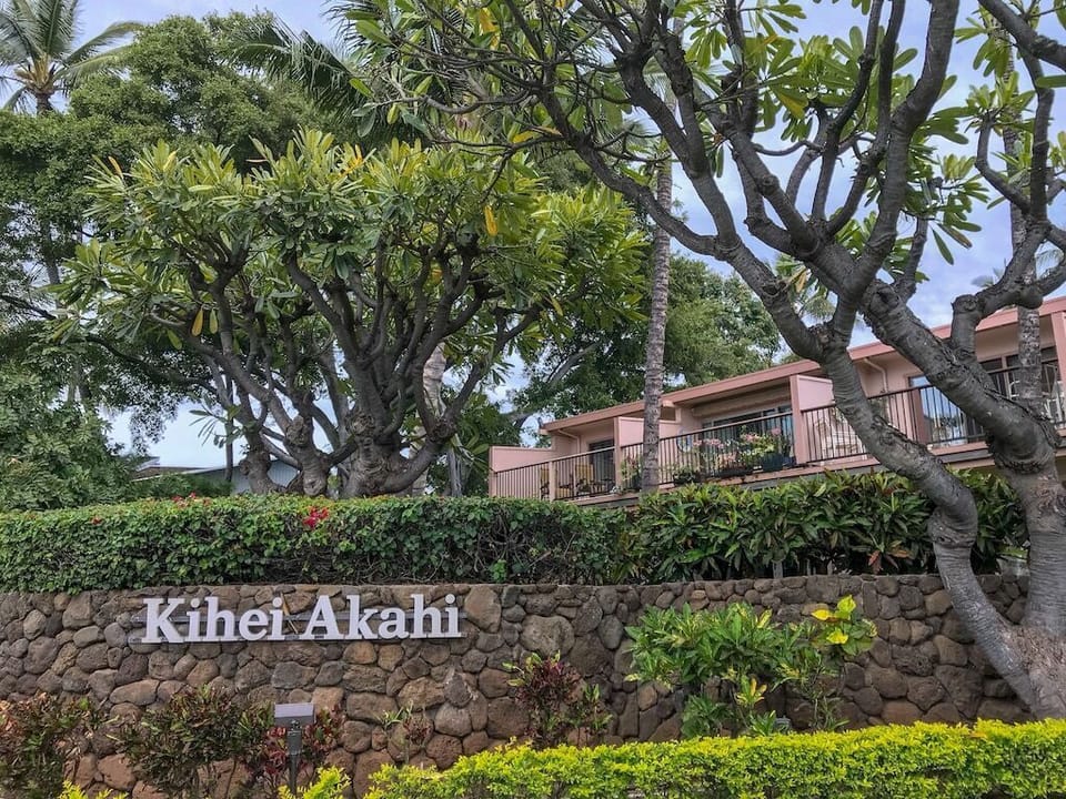 A Building at Kihei Akahi
