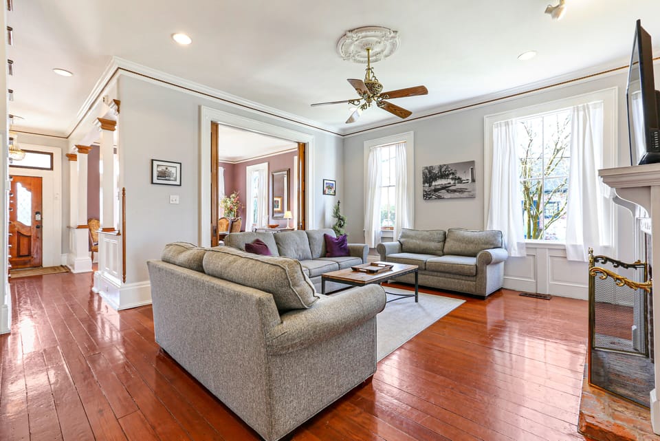 Welcome home! YOU WANT OPEN SPACES you will get it here! Sofa has a Sofa Bed.