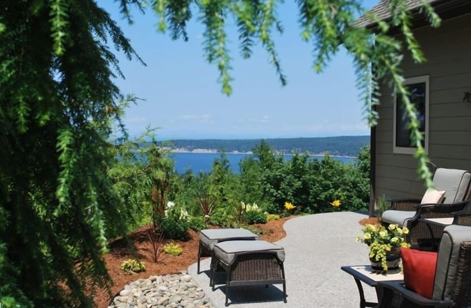 Sit back and relax; watch eagles soar, deer graze and ships go by.