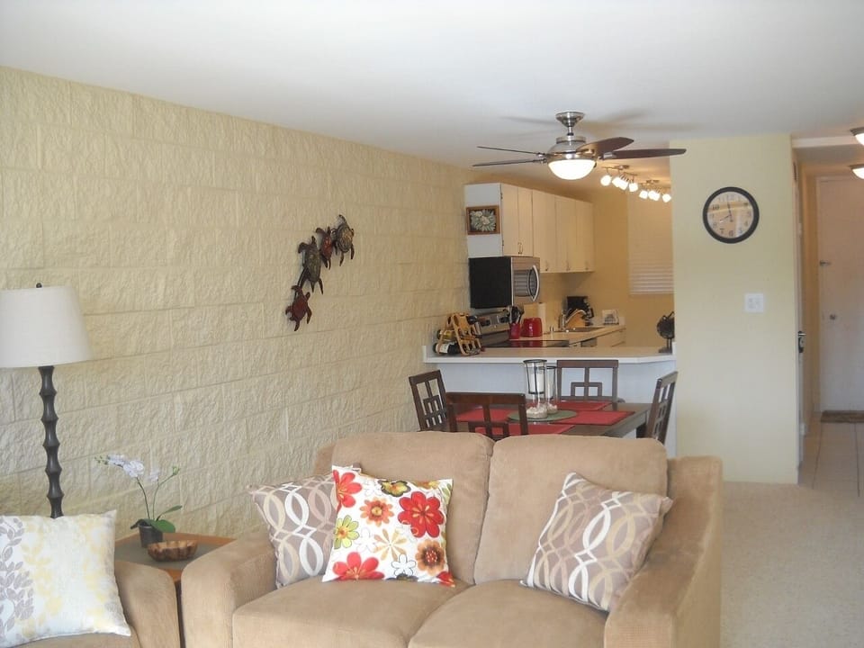 Living room looking towards the dining room and kitchen