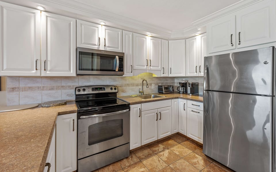 Full Kitchen