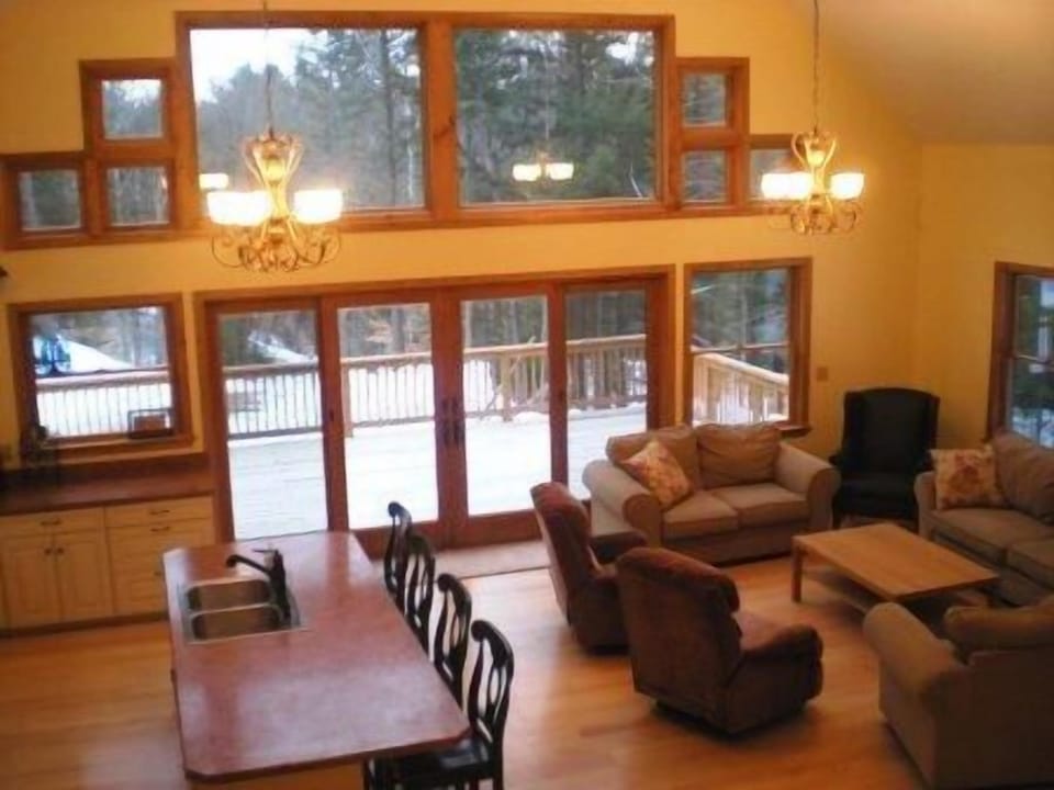 Spectacular Views from the Great Room!