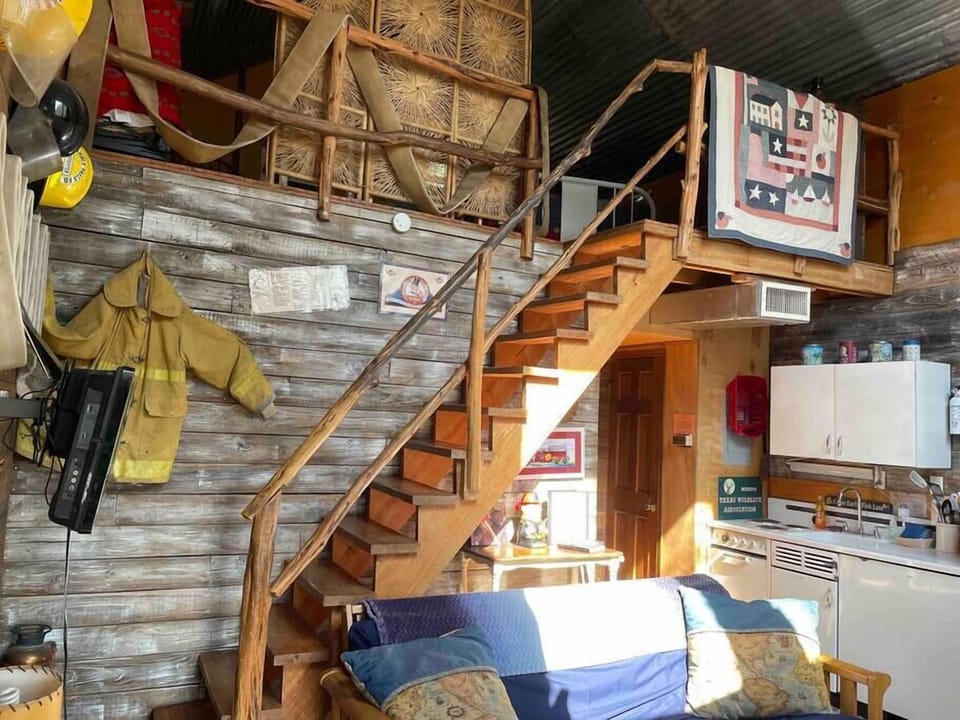 2ec9f304 5a63 431a ab0f 7e91d4a4994e