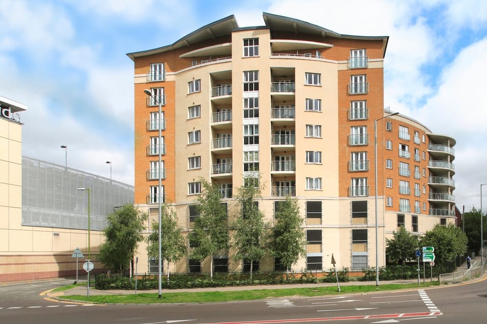 Exterior of Handleys Court, Hemel Hempstead