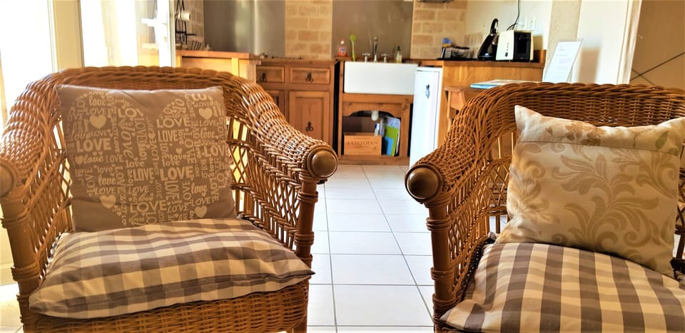 Comfortable wicker chairs for watching TV (UK Freeview channels) time permitting