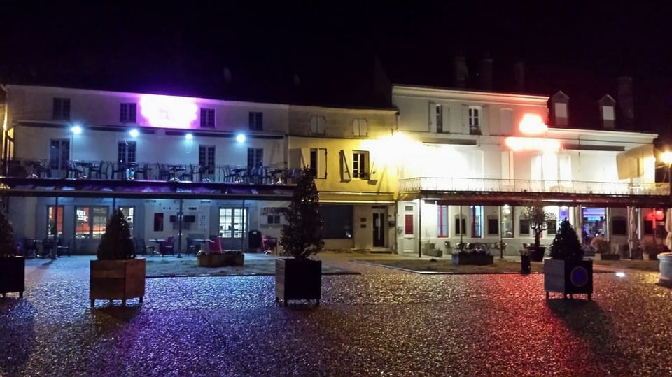 cafe's in Pons by night - Le Bar Francais on the left serves great food