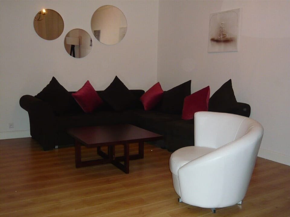 Spacious Lounge