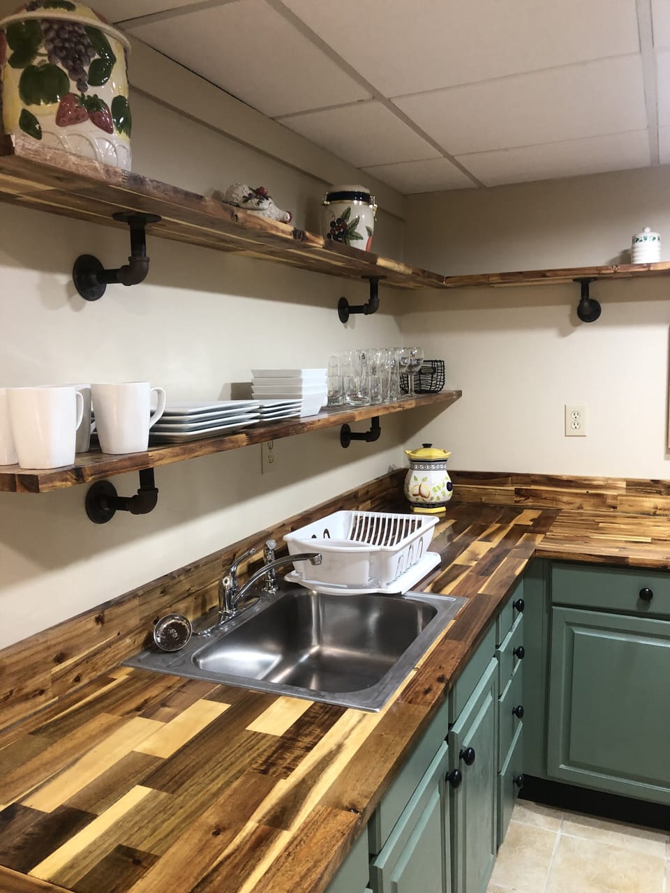 OUR BRAND NEW MODERN FARM KITCHEN