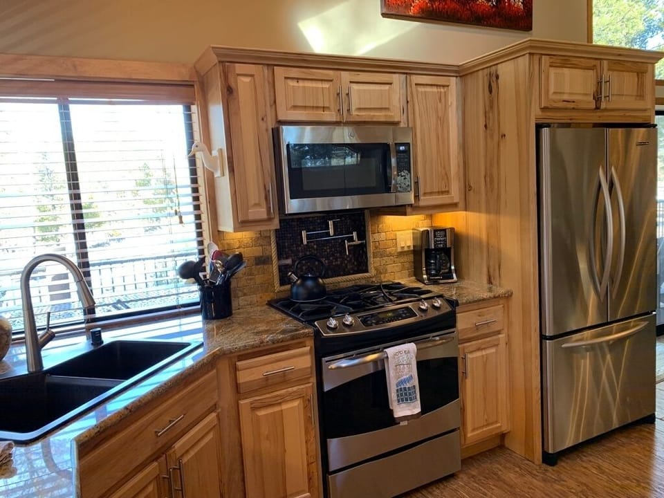 Gas cooktop