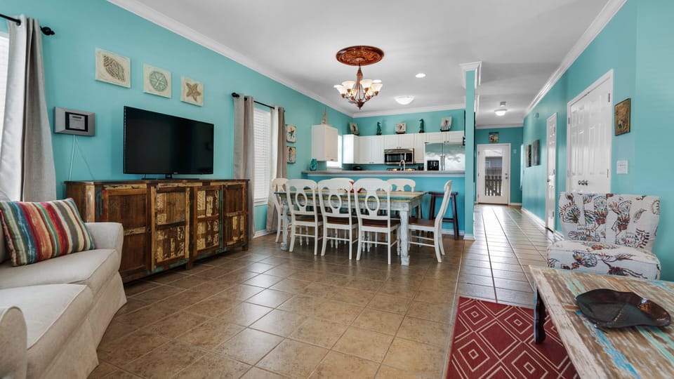 Large, open living and dining area