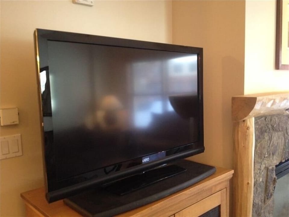 42" Flat-Screen TV which swivels to allow viewing from any angle