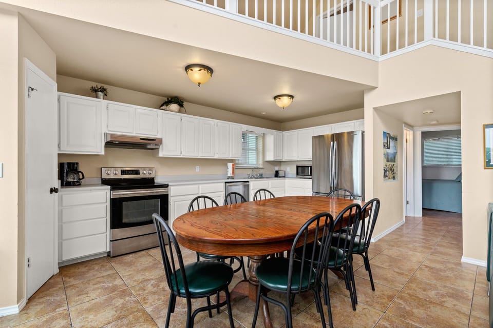 Dining Room Table with Plenty of Seating