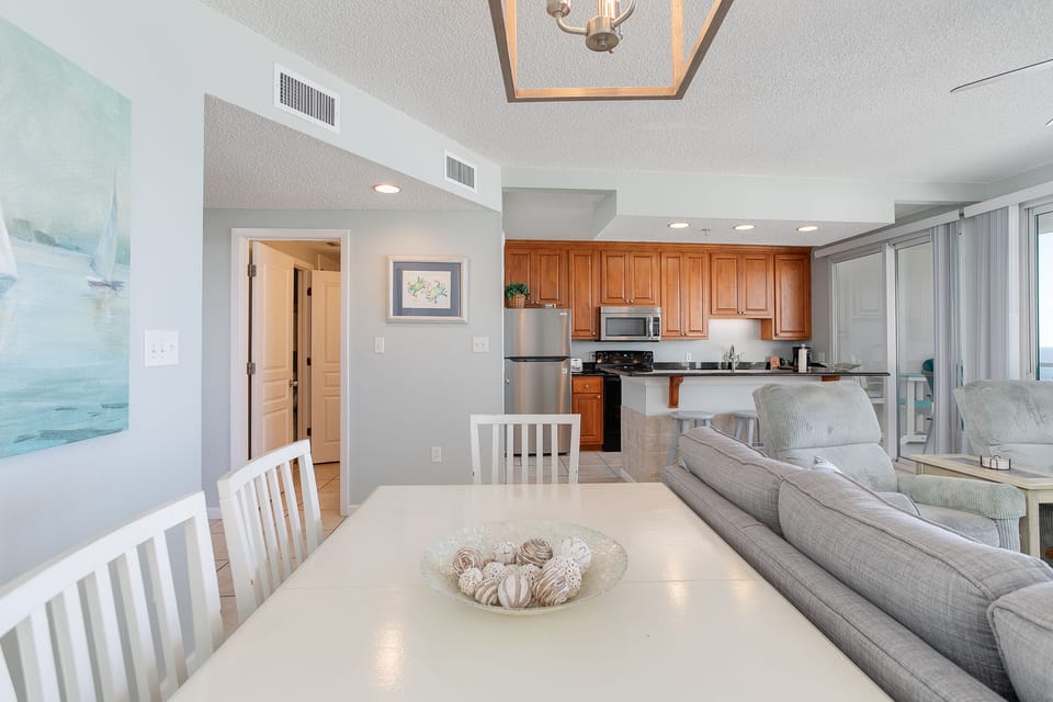 Dining table for 6 and counter space for 4 more