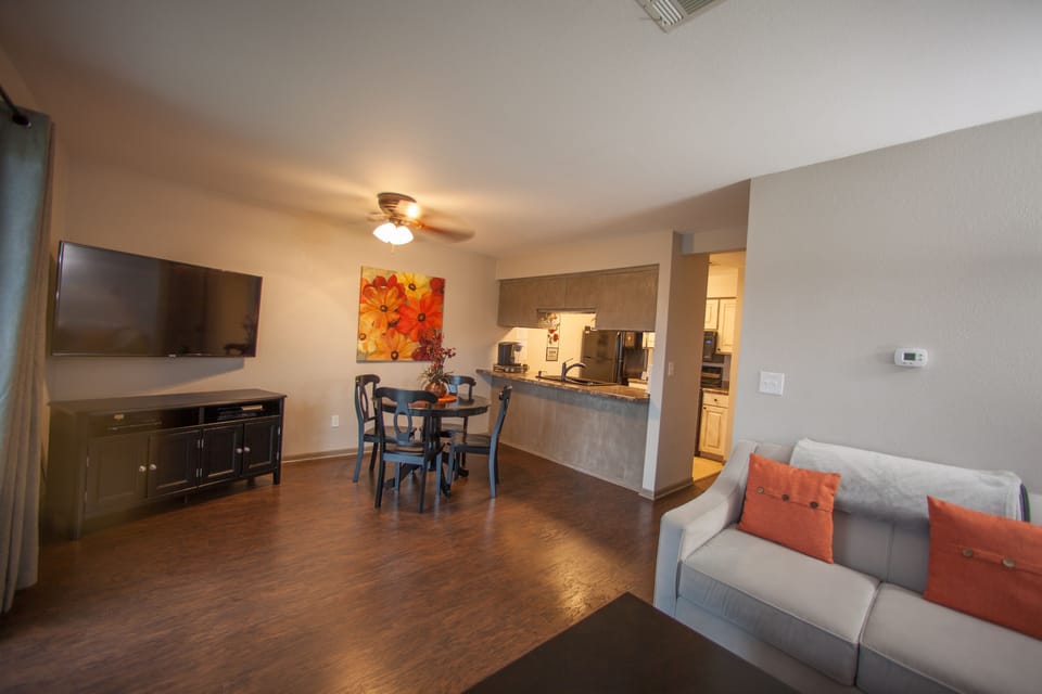 Living/Dining Room