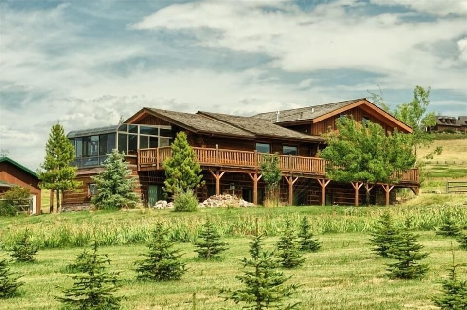 Aspen Grove Vacation Condos located between Bozeman and Big Sky, Montana