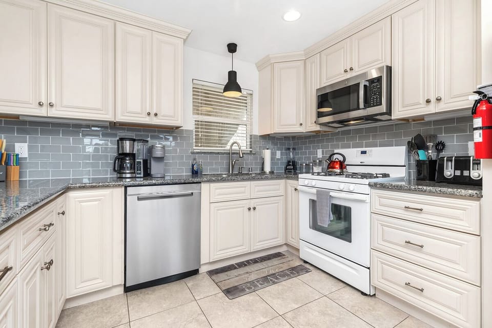 Kitchen features with drip and Keurig  coffee makers