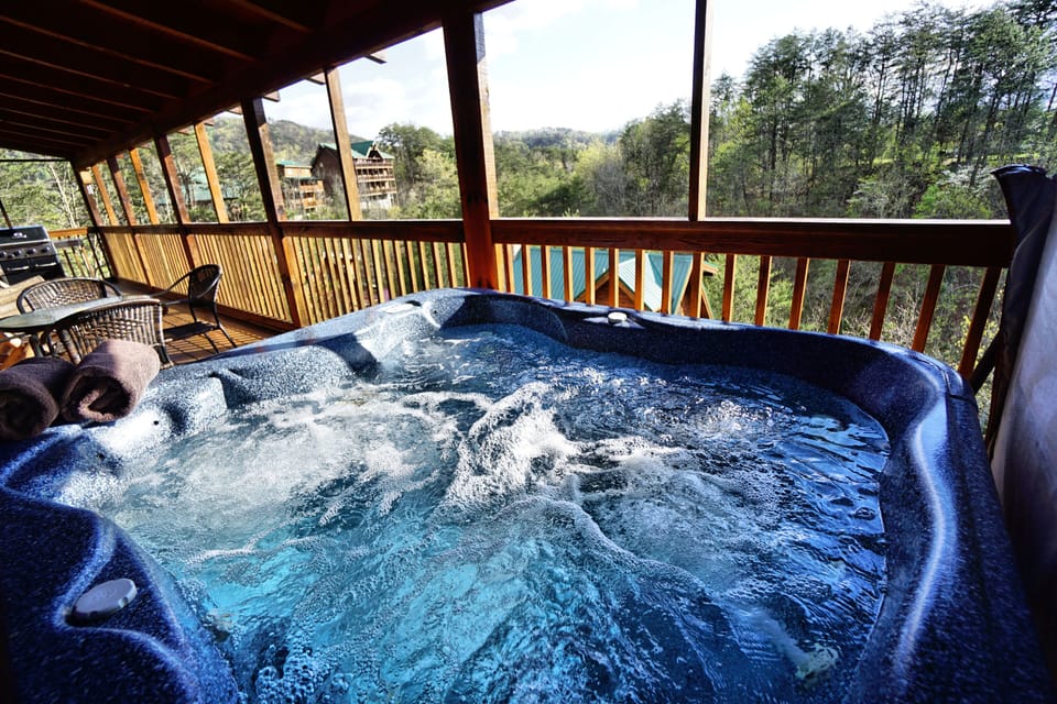 Hot tub on main deck!  