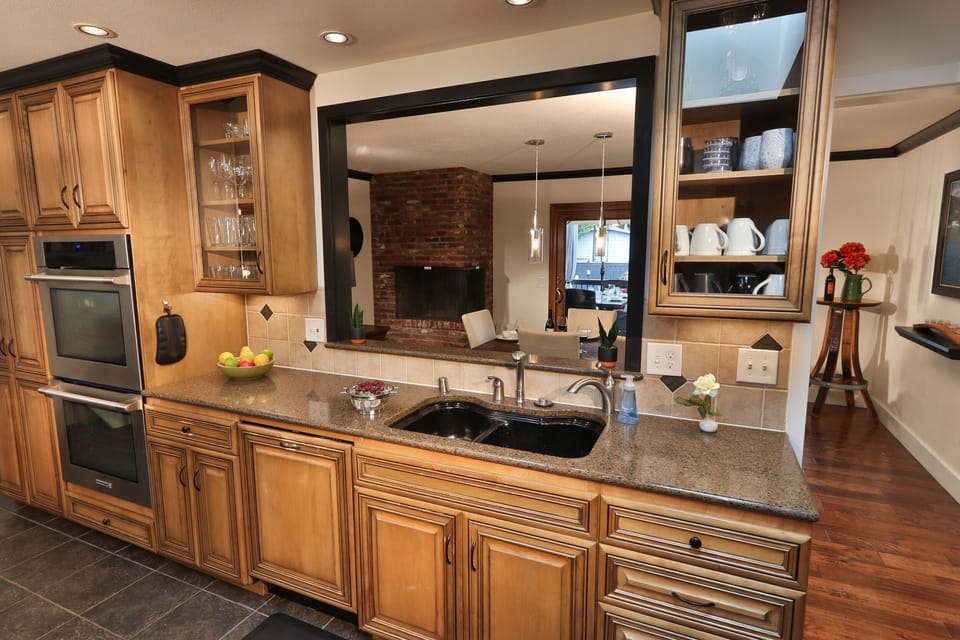 Kitchen with double oven