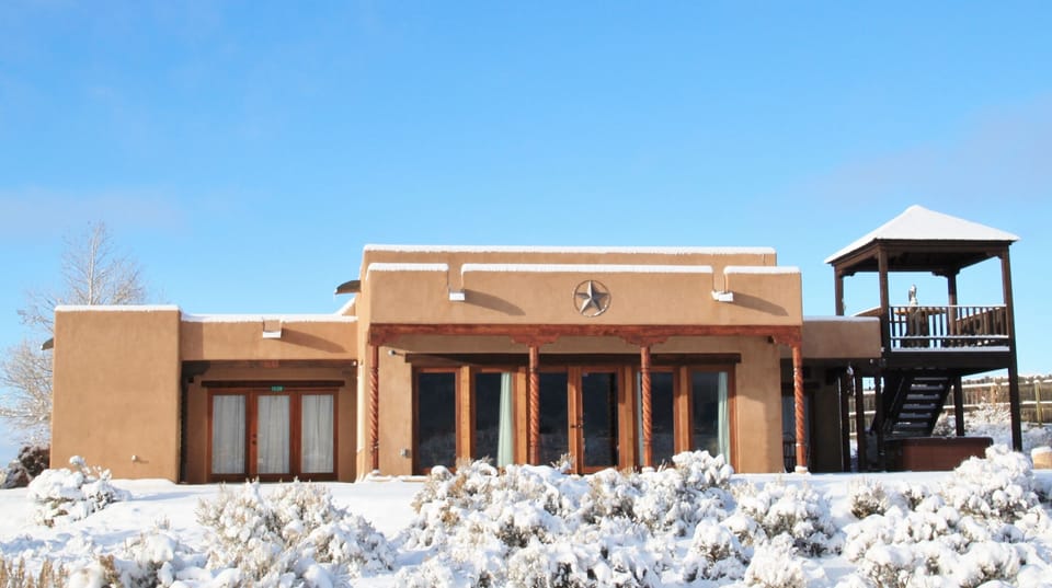 Eastern Star Retreat in wintertime