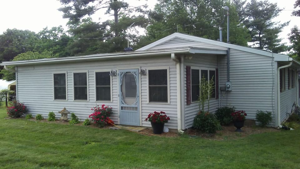 Quiet, comfy cottage
