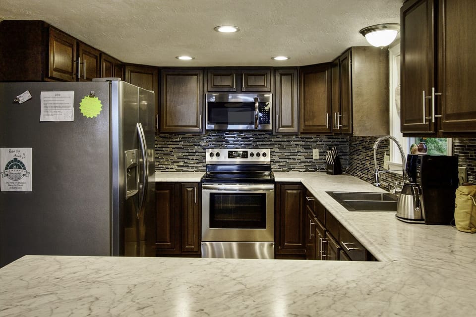 Fully Equipped Kitchen.  Stainless appliances.