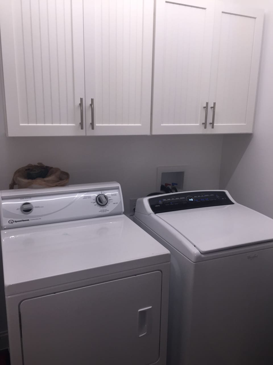 Awesome laundry room. Speed queen brand! It rules! 🙌🏻