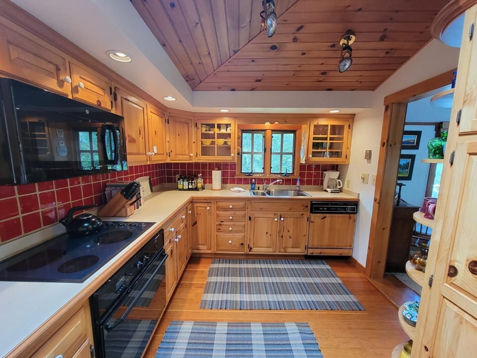 kitchen with red tile