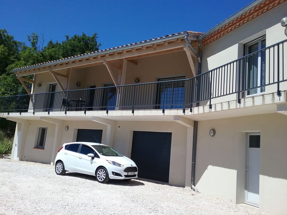 Beautifully designed home with lots of space and all mod cons