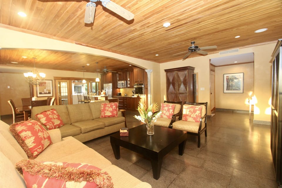 Grand room