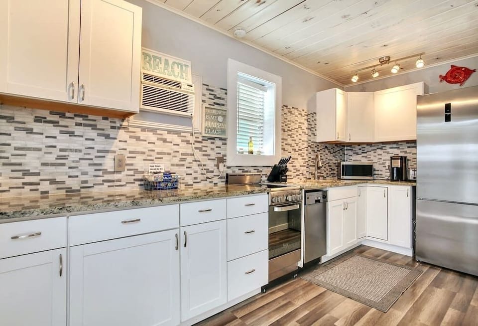 Kitchen, everything you need to cook meals.