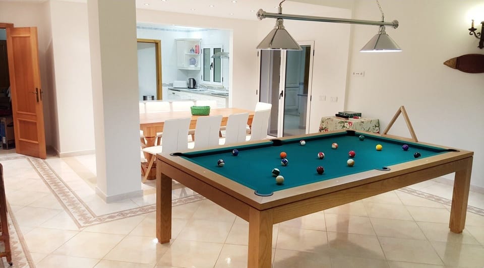 Games/Dinning/Kitchen
