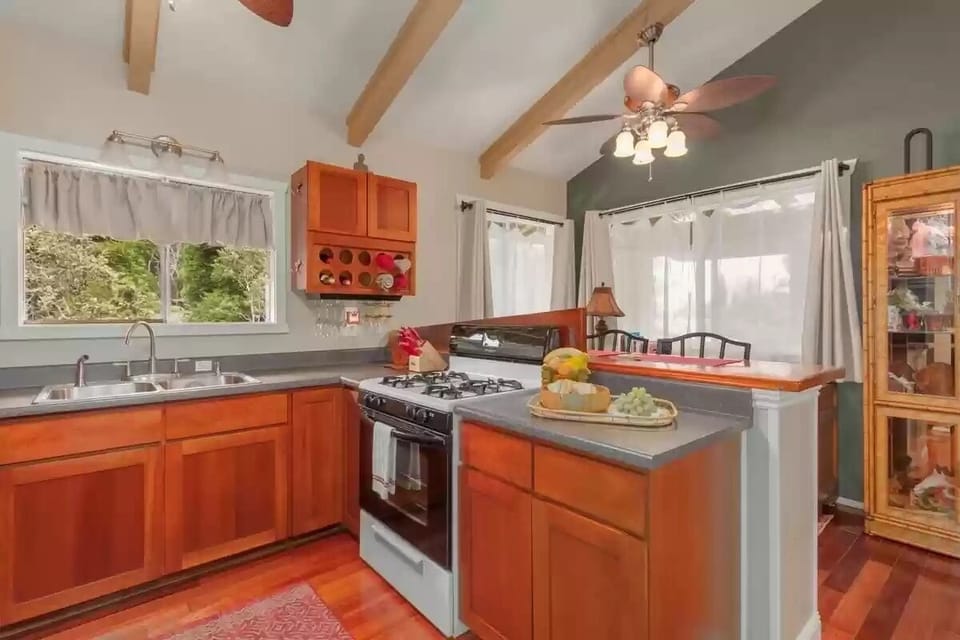 Your own gourmet kitchen stocked with cooking basics.