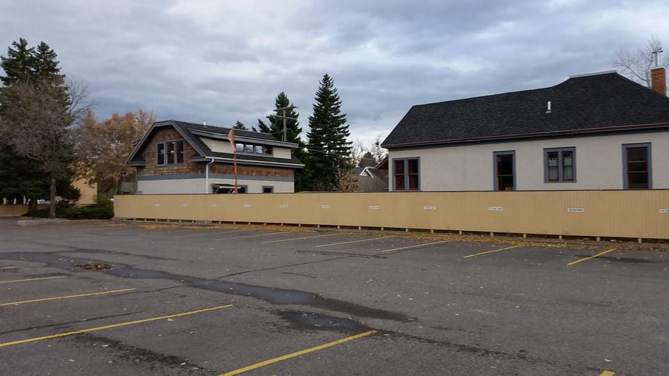 Looking south from the Bank parking lot which is used only in the daytime.