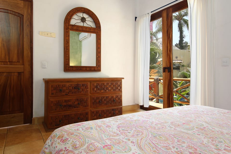 Back bedroom