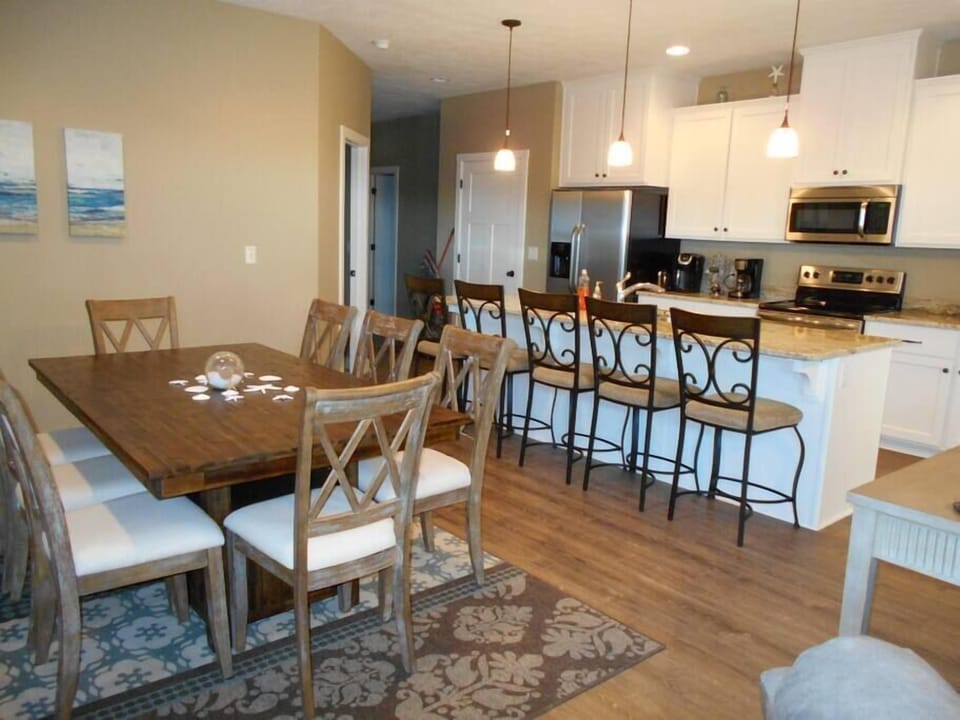 Ba350f50 5c0c 47c3 9186 68f5936cfa3e